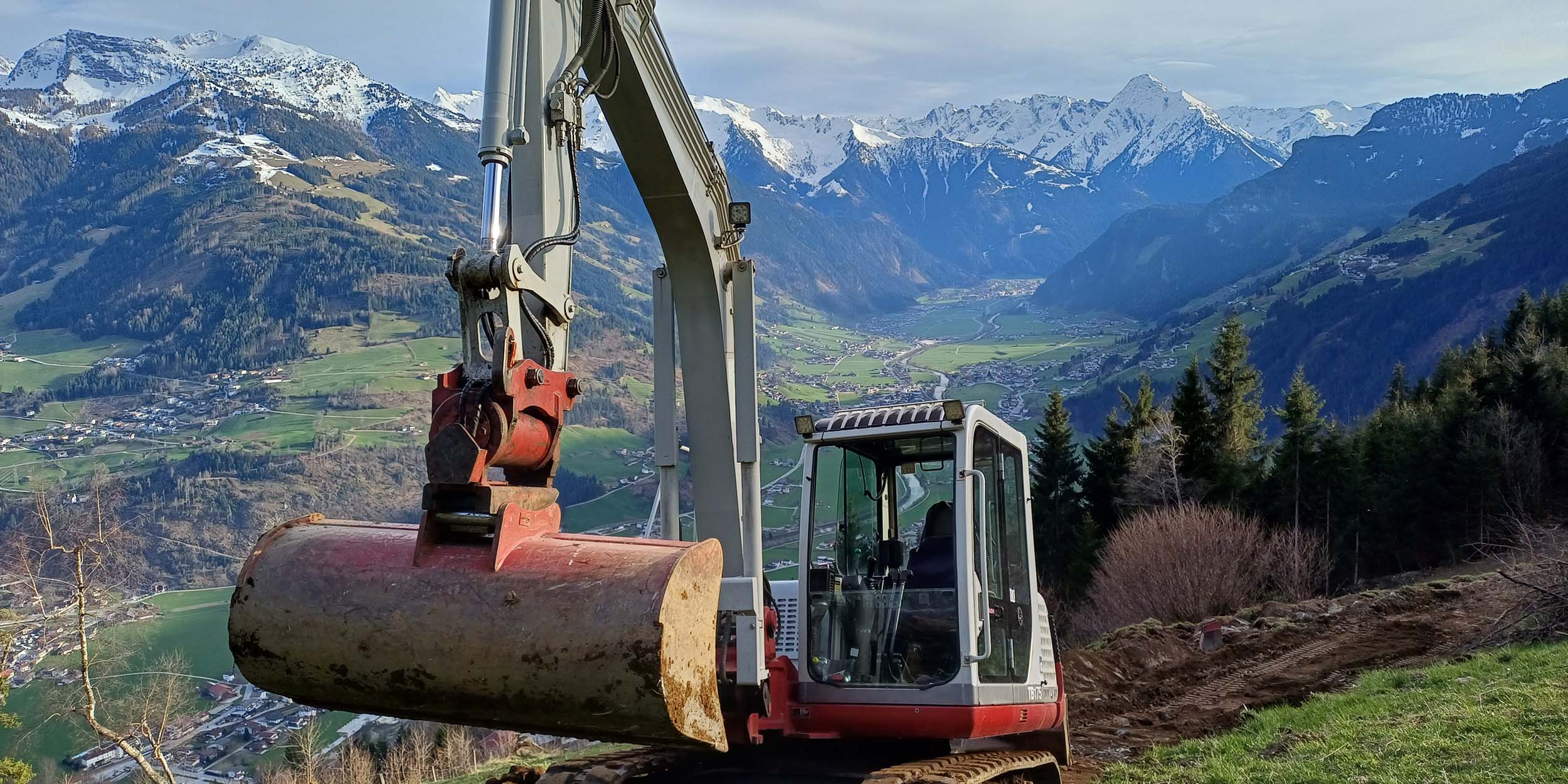 Erdbau Tomann Header